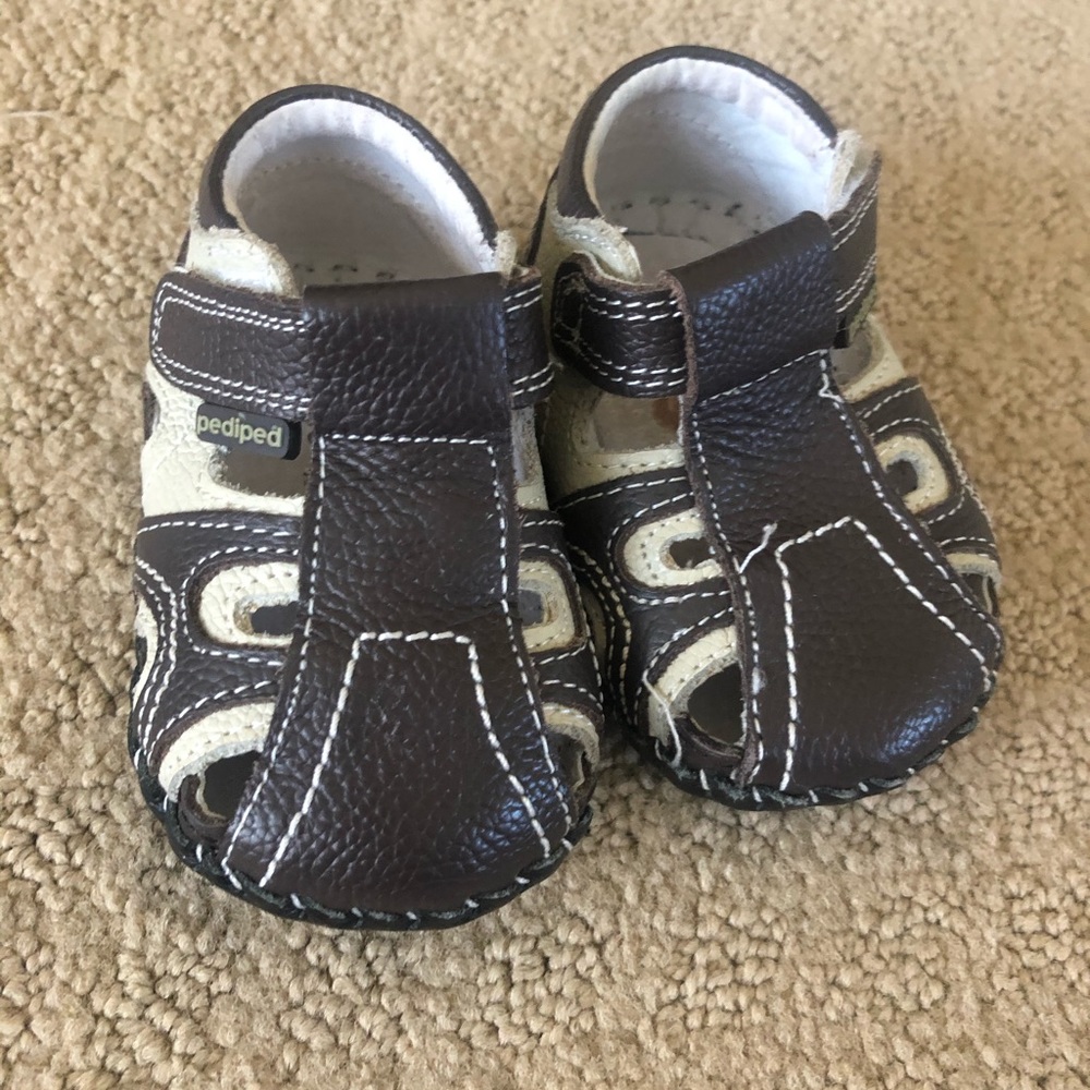 Pedi ped shoes 0-6 months - excellent condition